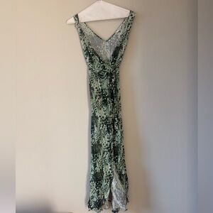 & other stories Green Wrap Maxi Dress Sz 8 / Med